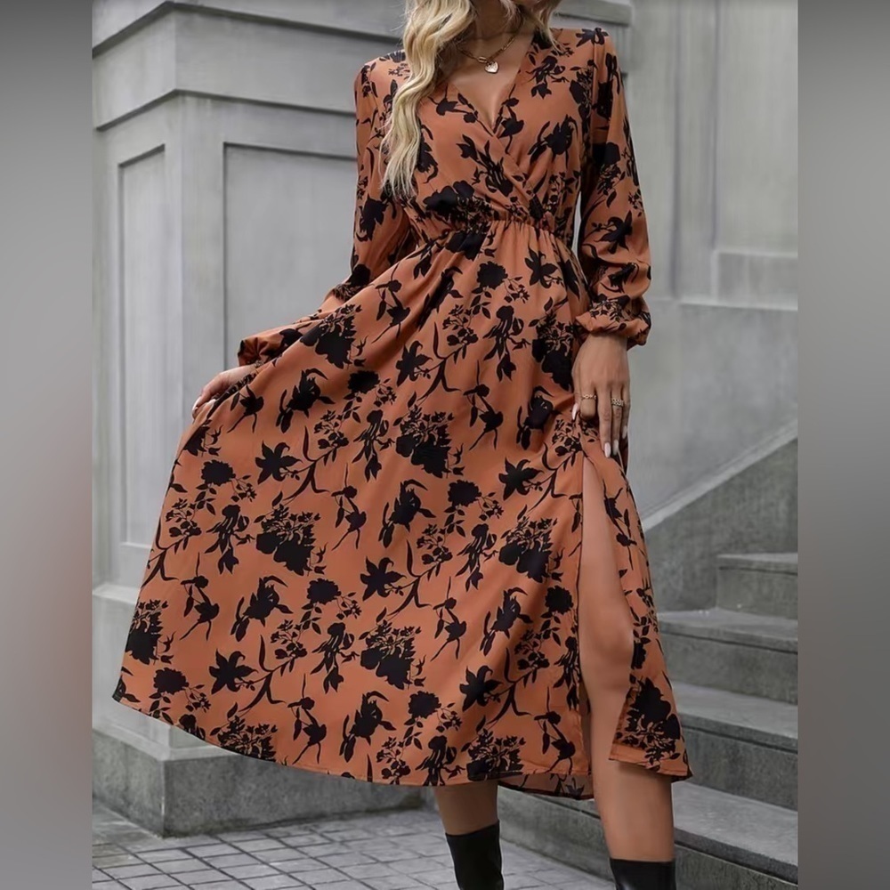 🌵 NWT🌵Floral Print Split V Neck Elegant Long Sleeve Dress  size M/6 - Picture 5 of 7